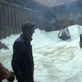 Jack Ridsdale and Freddie Armstrong unloading a ship in the South Dock c1980.
Names from Dennis Campion