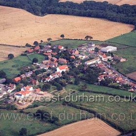 Hawthorn Village c2003
Copyright FlyingFotos  www.seahamfromtheair.co.uk