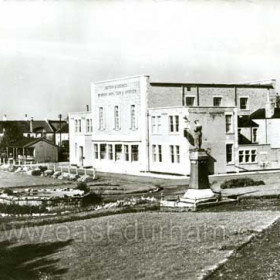 Hetton le Hole Working Mens Club and Institute, c1962, the previous club had burned down.