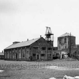 Elemore Colliery pre 1979 (closed 1974)
Photograph from Stafford Linsley