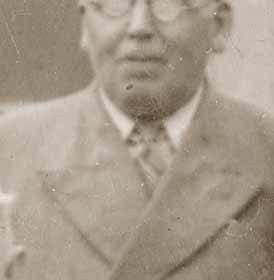 Mr LEIGHTON, SHCC committee. P/graph c1939.   ? against this name.