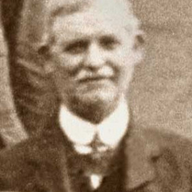 GEORGE MILLER, foundry foreman, photographed at engineworks c 1930?