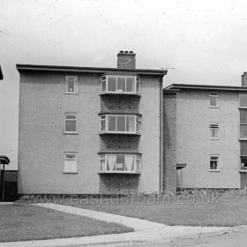 Peterlee c1950. These look like the flats between Little Eden and Brandlings Way. Info from Keith Davidson
Photograph from Stafford Linsley