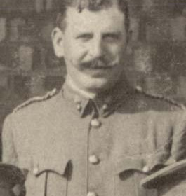 Lt B WOOD  Volunteers  1911.