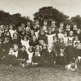 Children from the Crimdon huts