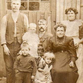 John James Cummings, his wife Jane (nee Ruddock) and family c1913
John J Cummings was a miner, ran a pony and trap business and was also Church Warden, probabably at St Hild and St Helen's.
The family lived in James Street then Wynyard St.
The young baby is probably Alfred Edward Cummings. John James and Jane are buried in Princess Rd Cemetery with six of their children.
Photograph and info from Fiona Webster